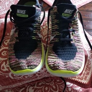 Nike Free RN  FlyKnit Size 8